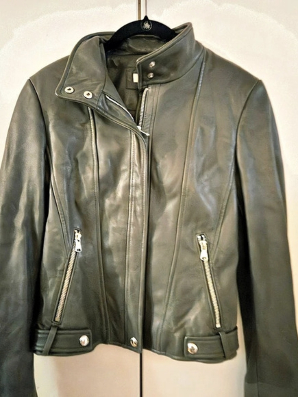 • Calvin Klein Gray Genuine Leather Moto Biker Jacket Size S